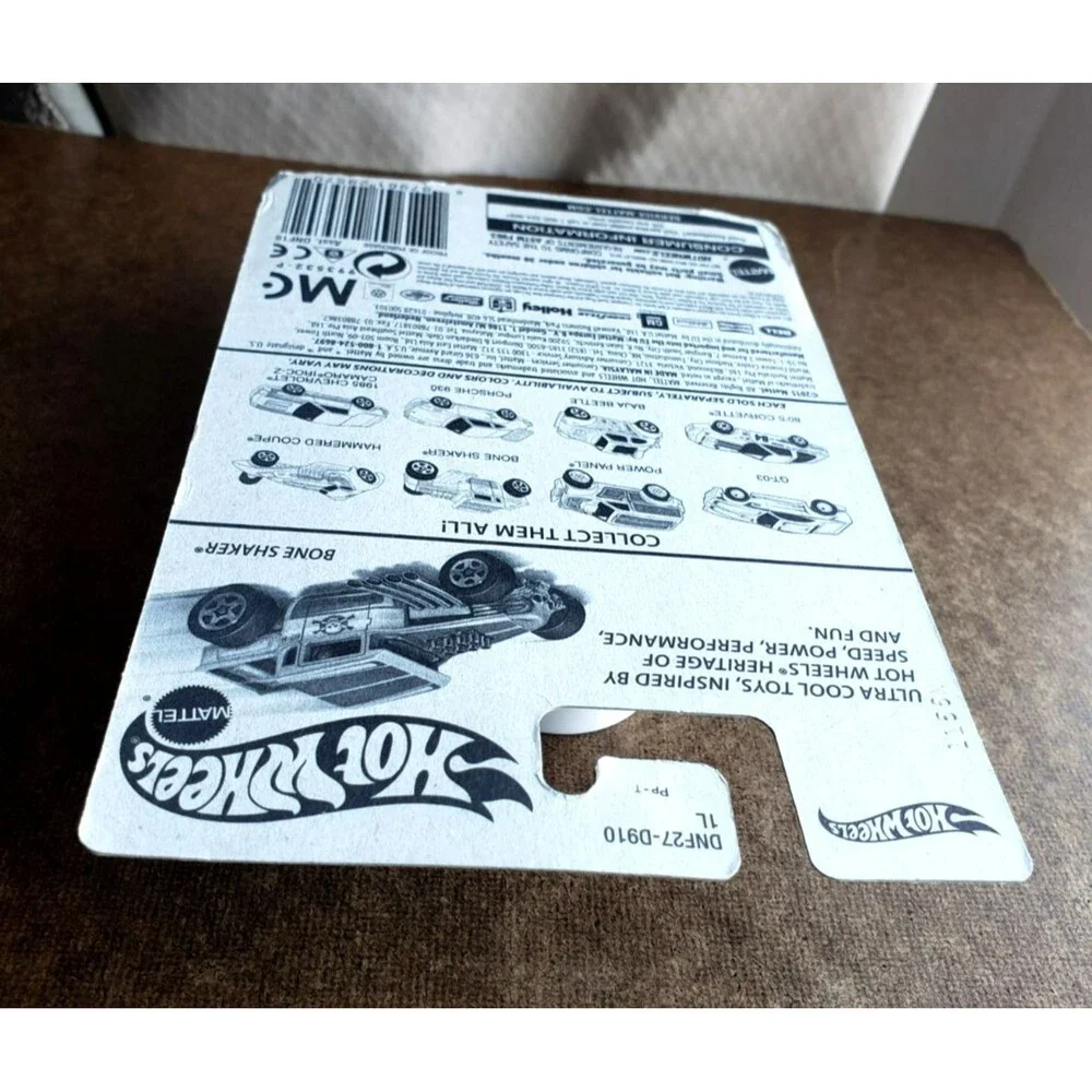 2016 Hot Wheels BONE SHAKER Matte White RETRO STYLE SERIES Toy #DNF27 1:64 5-SP